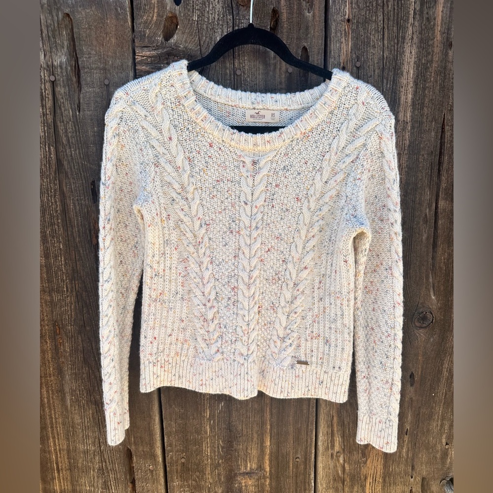 Hollister Multicolored Cable Knit Sweater Rainbow Flake Detail Long Sleeve